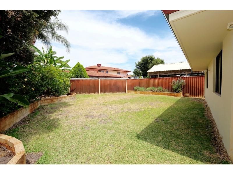 25 Hassell Crescent, Bull Creek WA 6149
