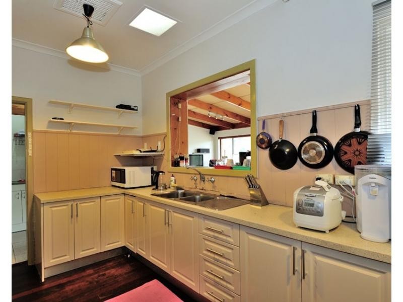 123 Woodrow Avenue, Dianella WA 6059