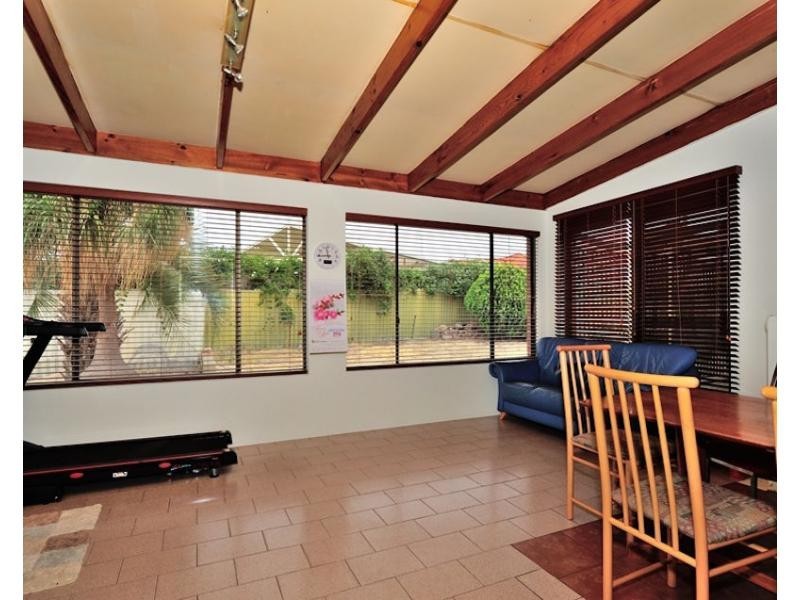 123 Woodrow Avenue, Dianella WA 6059