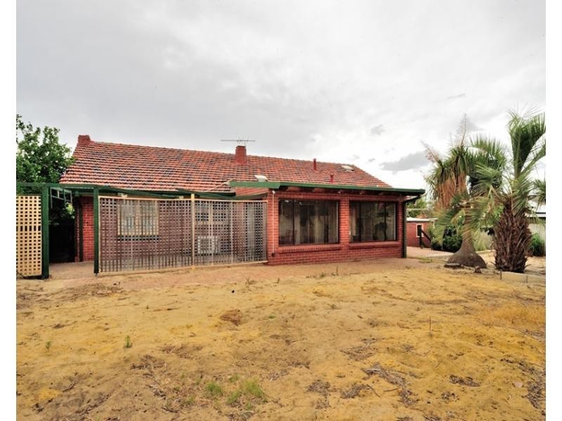 123 Woodrow Avenue, Dianella WA 6059