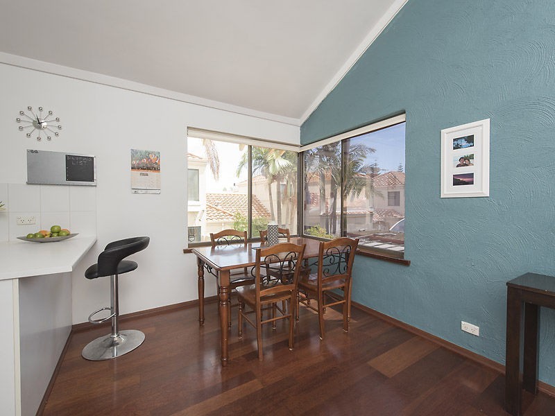 7/147 Melville Parade, Como WA 6152