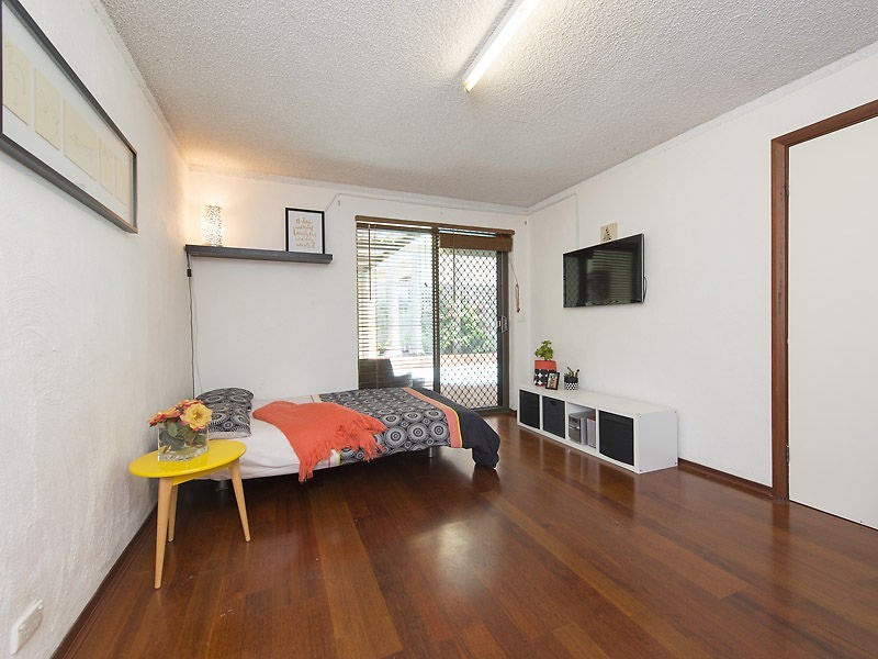 7/147 Melville Parade, Como WA 6152