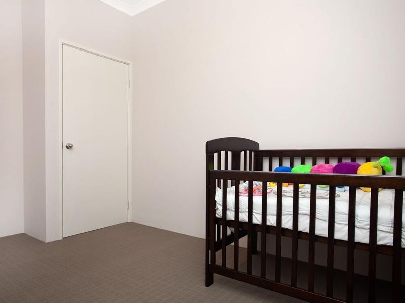 35 Hollyford Parade, Butler WA 6036