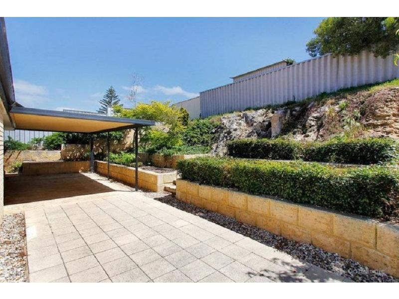 33 Greyhound Drive, Merriwa WA 6030