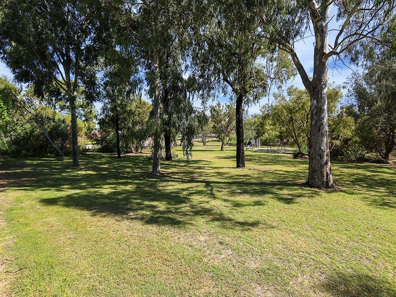 9/10 Parnell Avenue, Marmion WA 6020