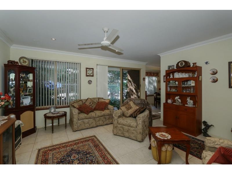 9/10 Parnell Avenue, Marmion WA 6020