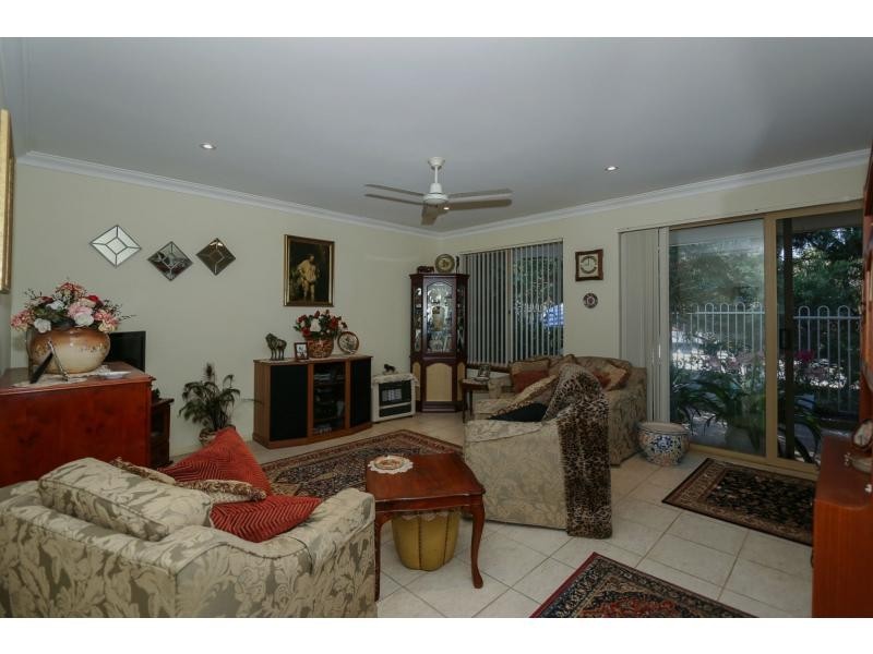 9/10 Parnell Avenue, Marmion WA 6020