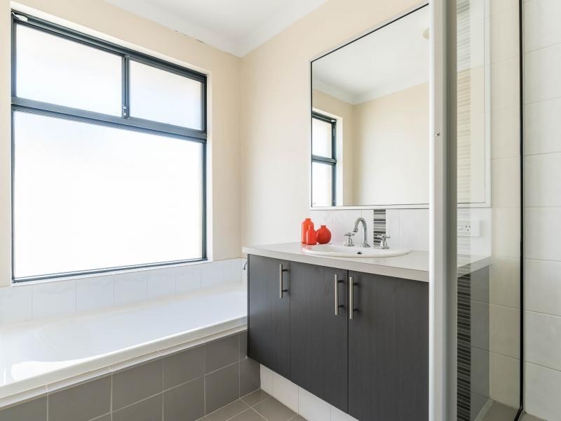 5/32 Alday Street, St James WA 6102