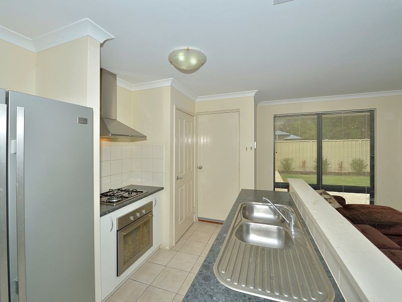 2 Golden Grove, Coodanup WA 6210