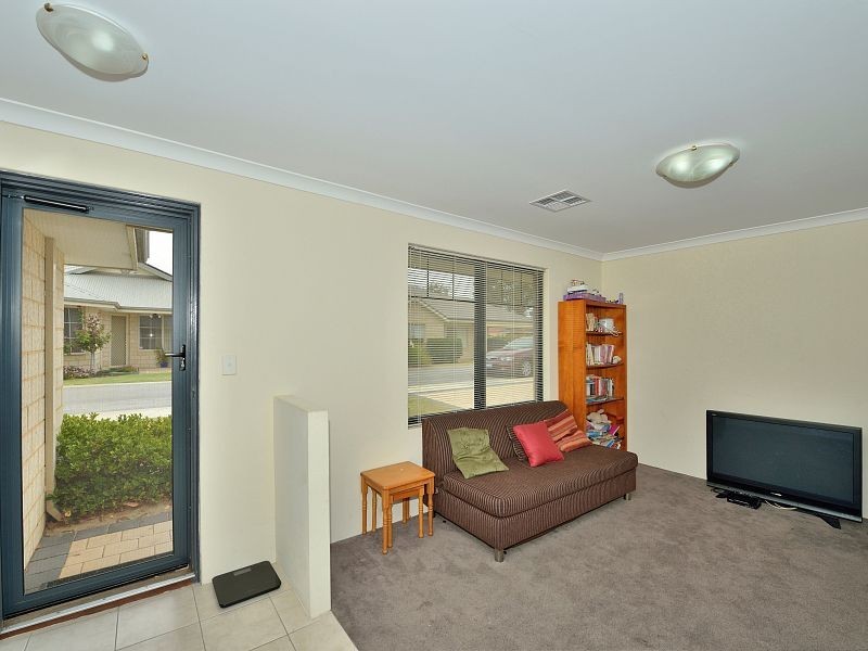 2 Golden Grove, Coodanup WA 6210