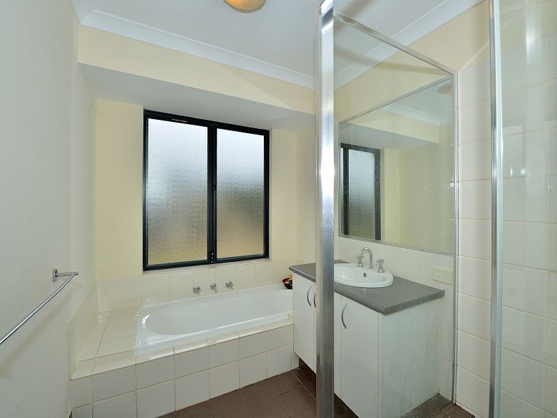 2 Golden Grove, Coodanup WA 6210
