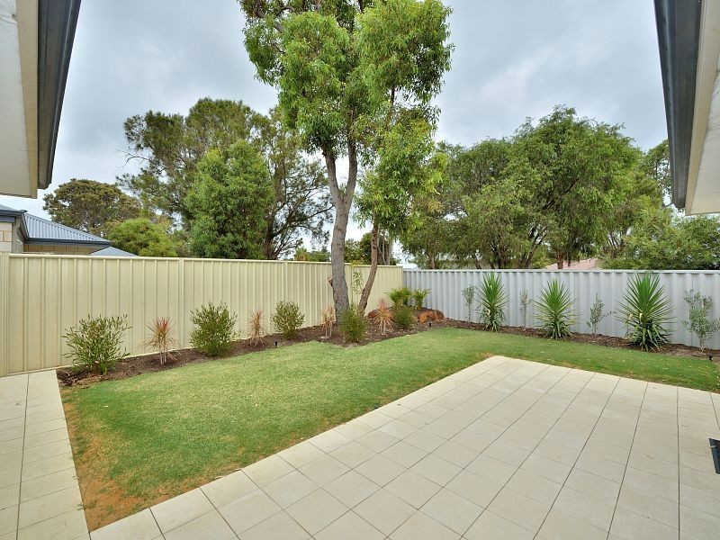 2 Golden Grove, Coodanup WA 6210