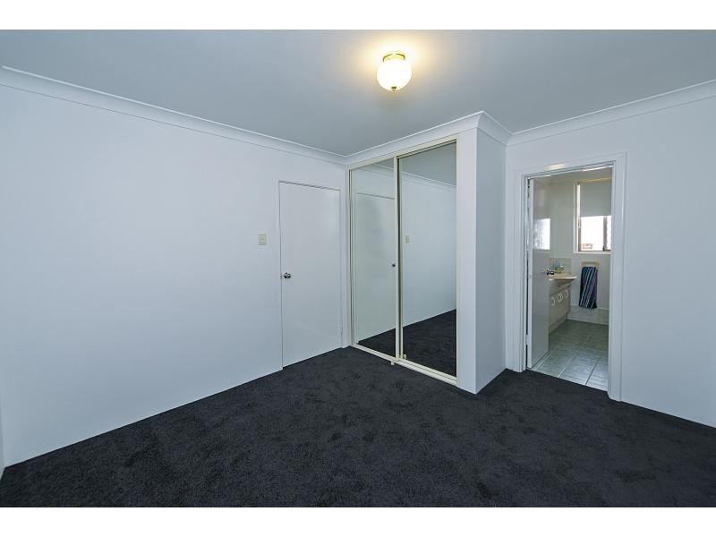 17/34 Comer Street, Como WA 6152