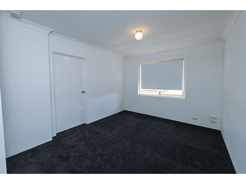 17/34 Comer Street, Como WA 6152