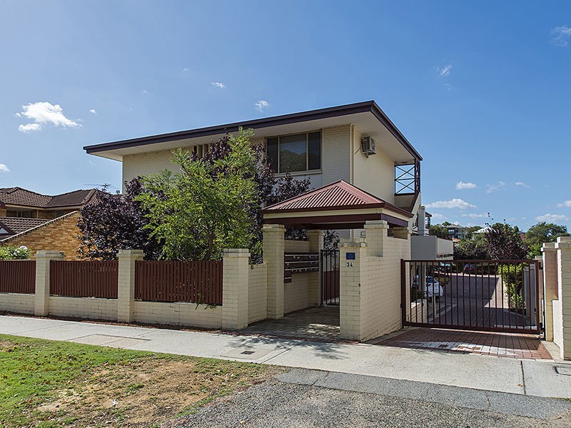 17/34 Comer Street, Como WA 6152