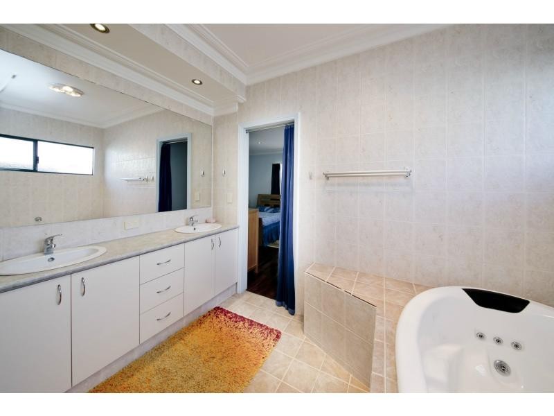 9A Eden Street, Innaloo WA 6018