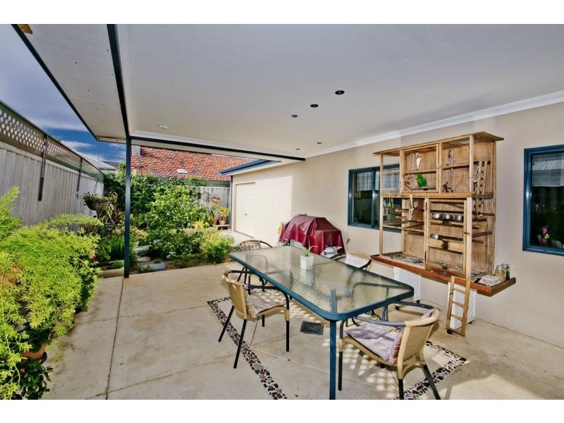 9A Eden Street, Innaloo WA 6018