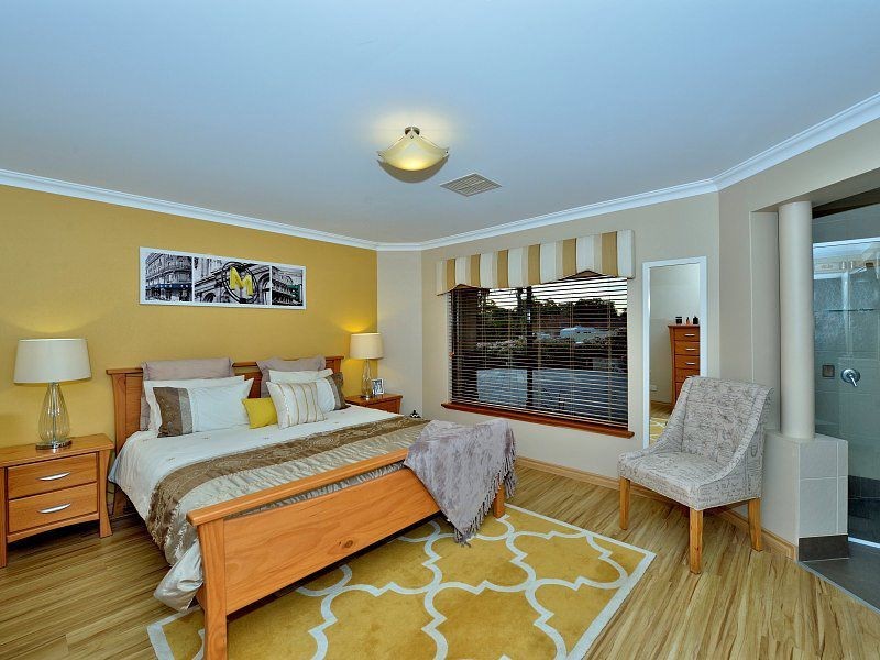 46 Summerlea Avenue, Meadow Springs WA 6210