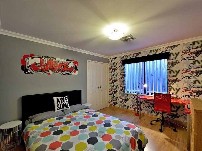 46 Summerlea Avenue, Meadow Springs WA 6210