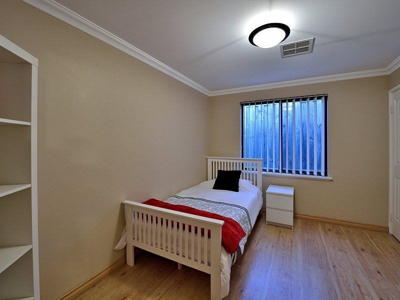 46 Summerlea Avenue, Meadow Springs WA 6210