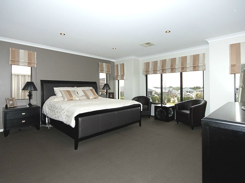 16 Buffalo Avenue, Madeley WA 6065