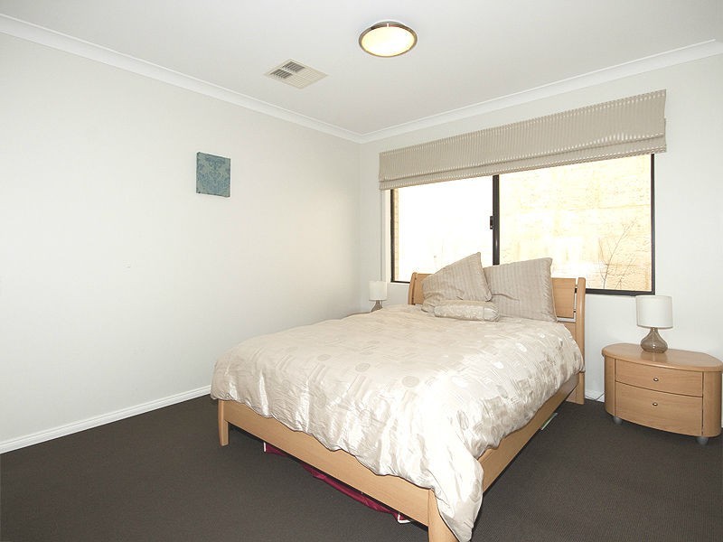 16 Buffalo Avenue, Madeley WA 6065