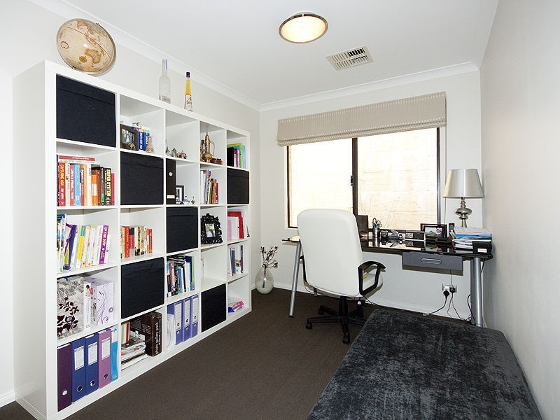 16 Buffalo Avenue, Madeley WA 6065