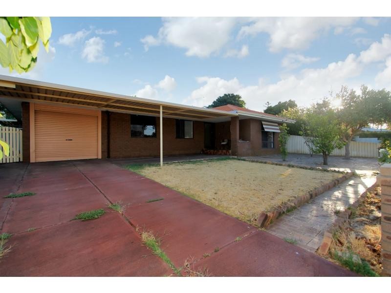 68 GLADSTONE Avenue, Swan View WA 6056