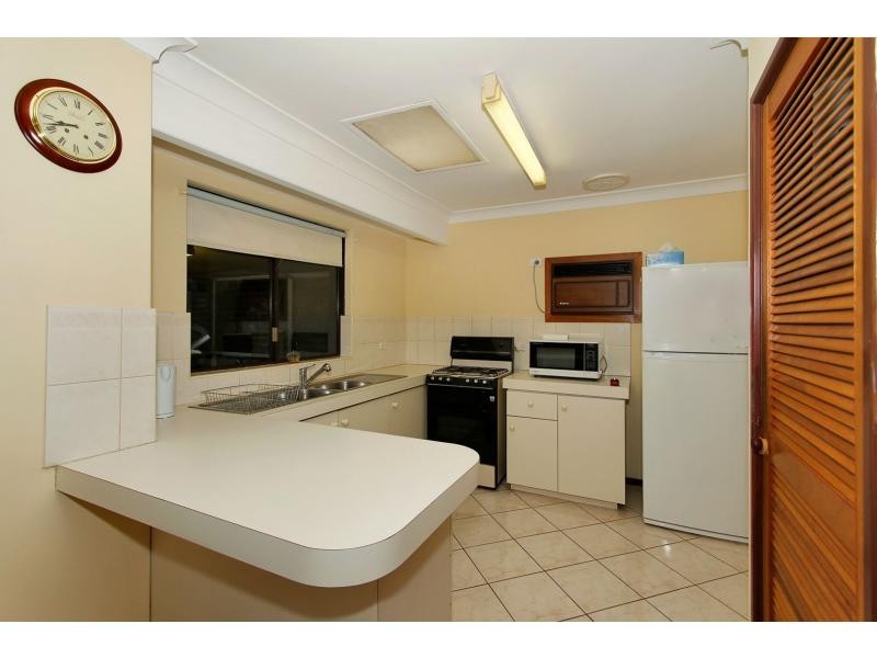 68 GLADSTONE Avenue, Swan View WA 6056