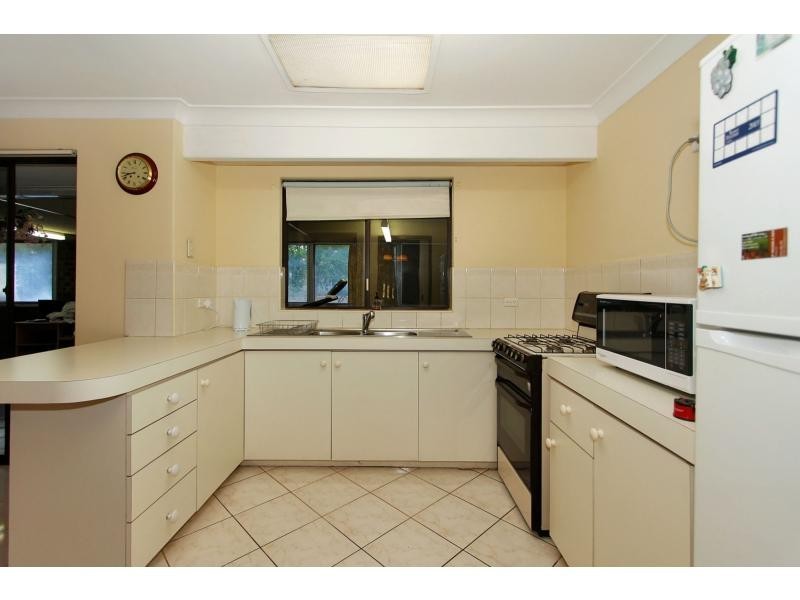 68 GLADSTONE Avenue, Swan View WA 6056