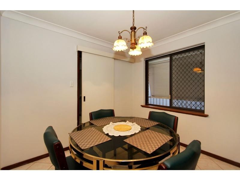 68 GLADSTONE Avenue, Swan View WA 6056