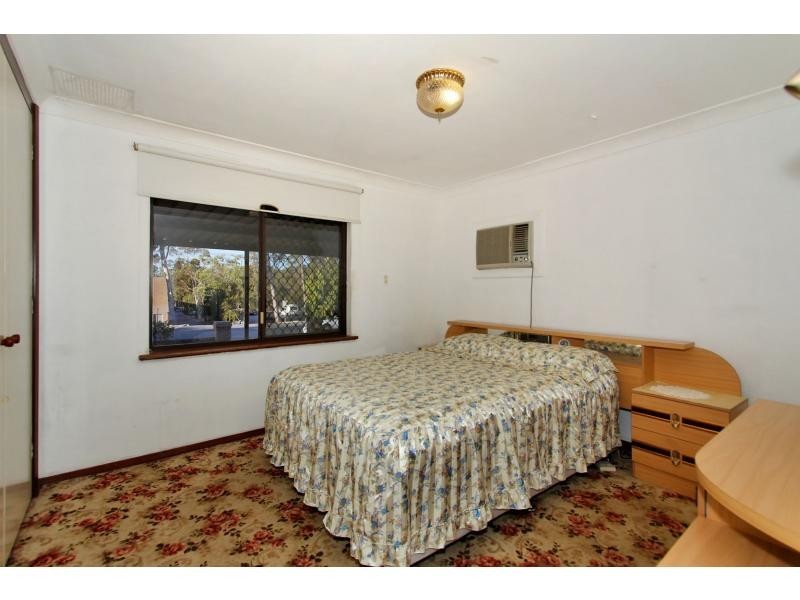 68 GLADSTONE Avenue, Swan View WA 6056