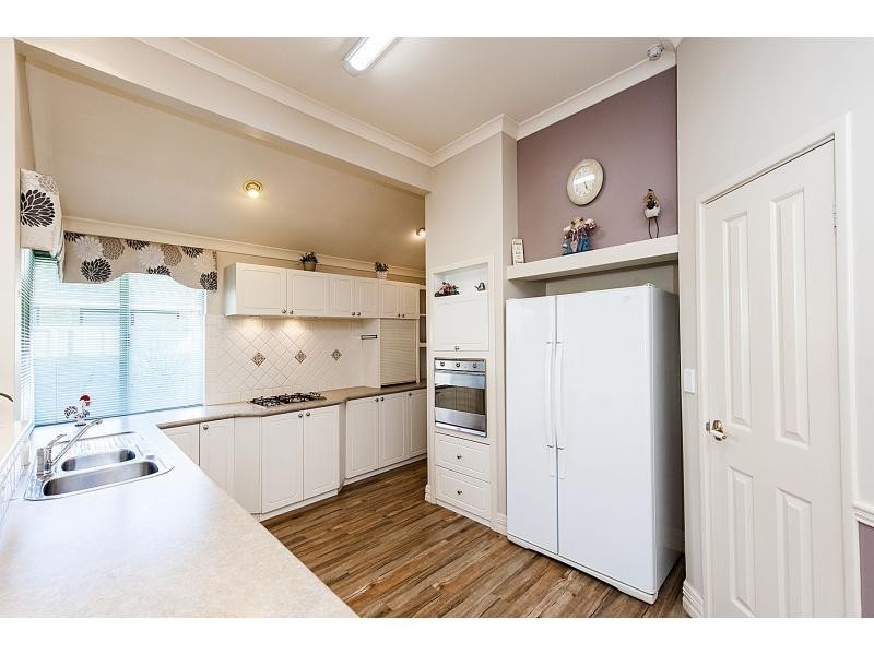 80 Sandringham Promenade, Canning Vale WA 6155