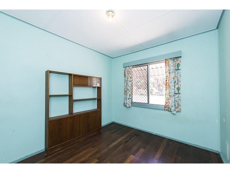 9 Waimea Road, Safety Bay WA 6169