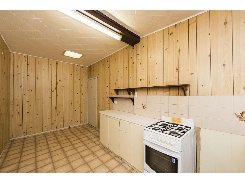 9 Waimea Road, Safety Bay WA 6169