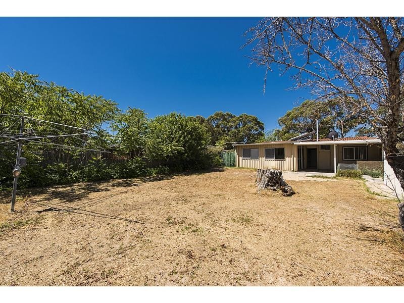 9 Waimea Road, Safety Bay WA 6169