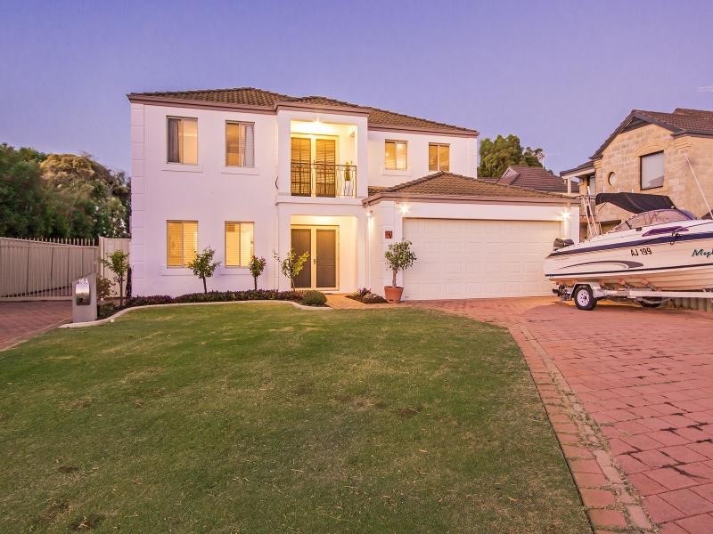 1/16 Harrison Street, Rockingham WA 6168