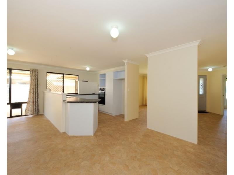 62 Montoro Drive, Port Kennedy WA 6172