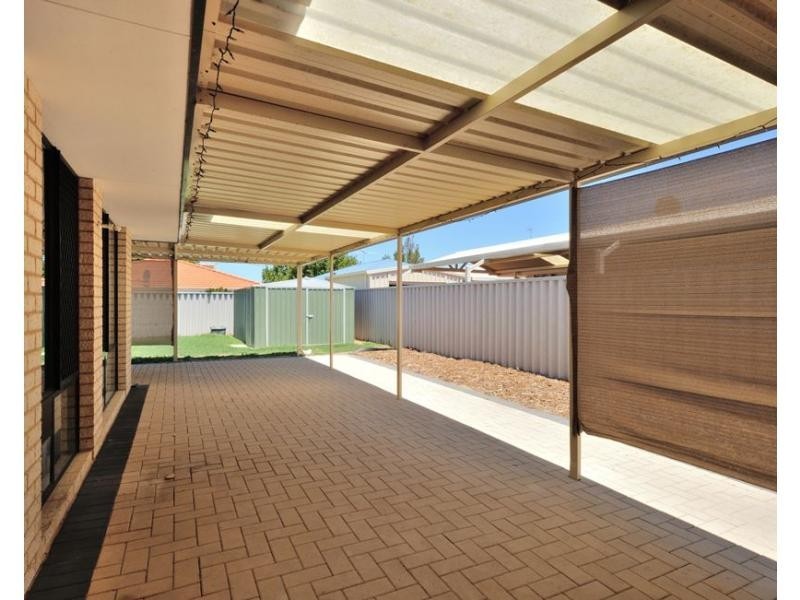 62 Montoro Drive, Port Kennedy WA 6172