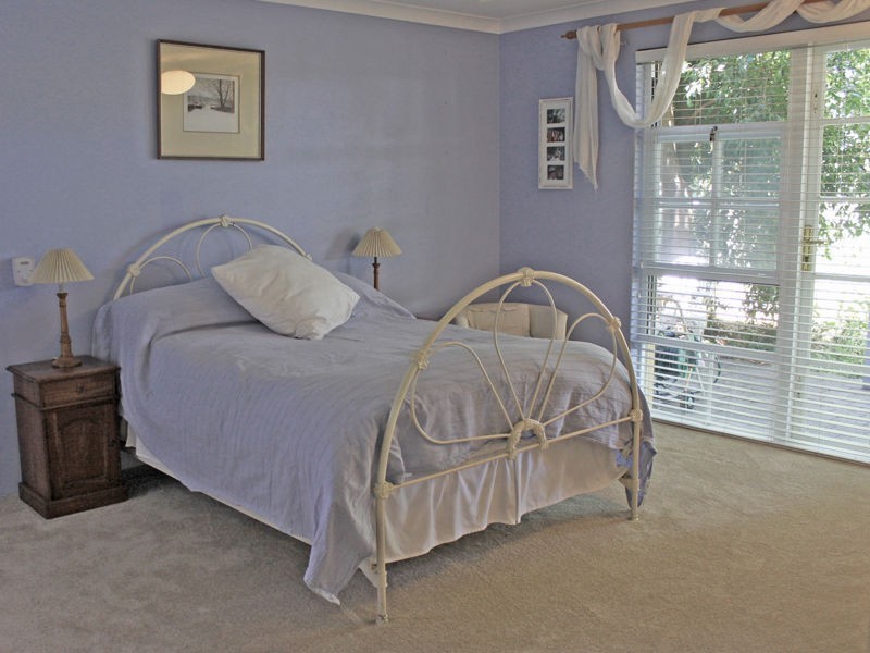 16 Aldam Crescent, Shelley WA 6148