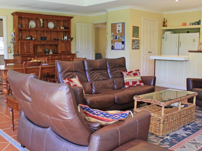 16 Aldam Crescent, Shelley WA 6148