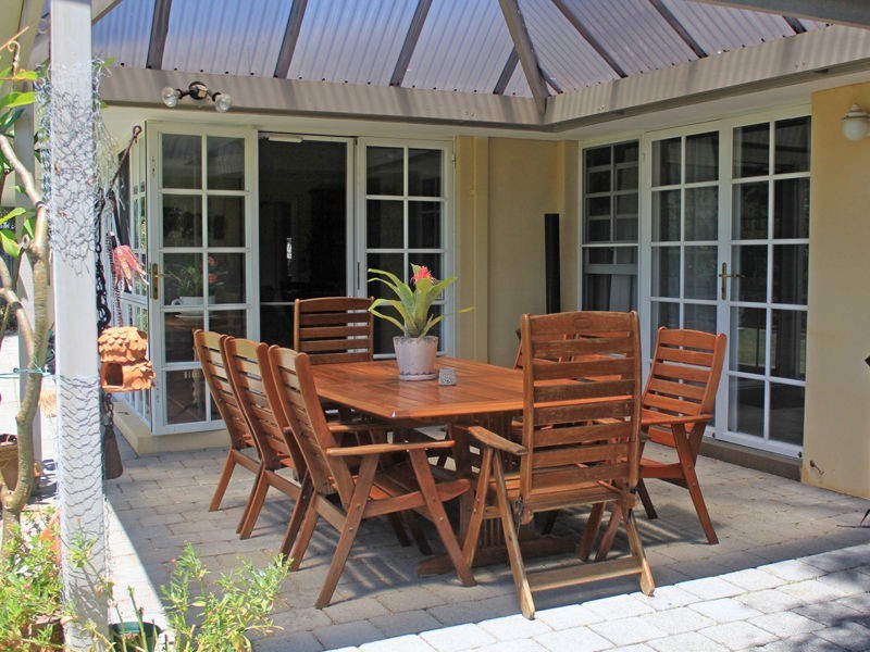 16 Aldam Crescent, Shelley WA 6148