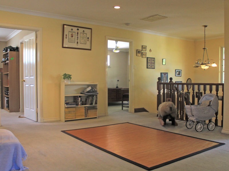 16 Aldam Crescent, Shelley WA 6148