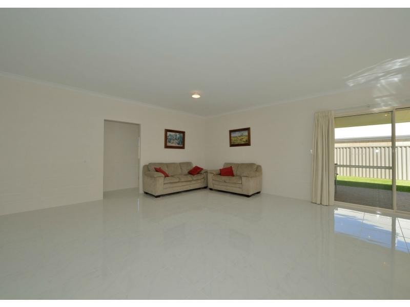 16 Furnival Parade, Baldivis WA 6171
