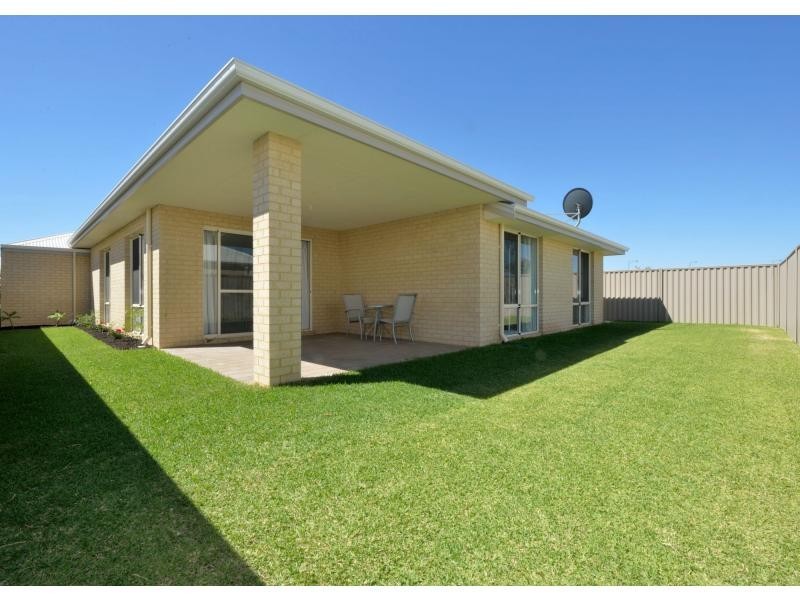 16 Furnival Parade, Baldivis WA 6171