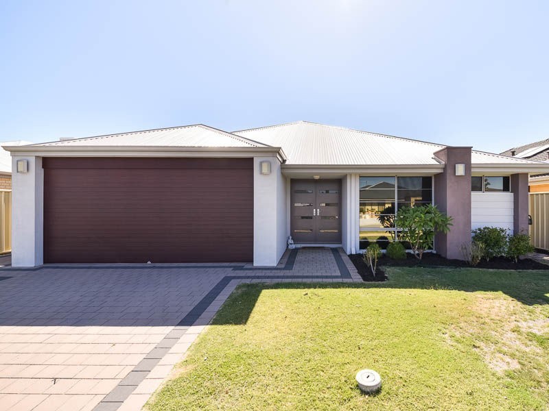 19 Munich Link, Piara Waters WA 6112