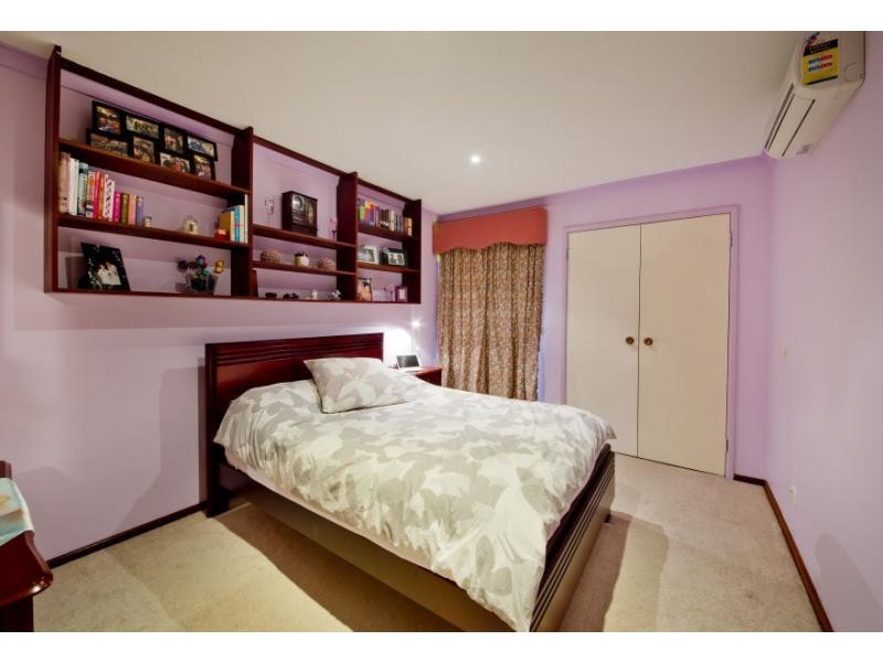 16 Bonsall Place, Carine WA 6020