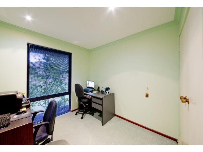 16 Bonsall Place, Carine WA 6020