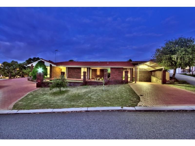 16 Bonsall Place, Carine WA 6020