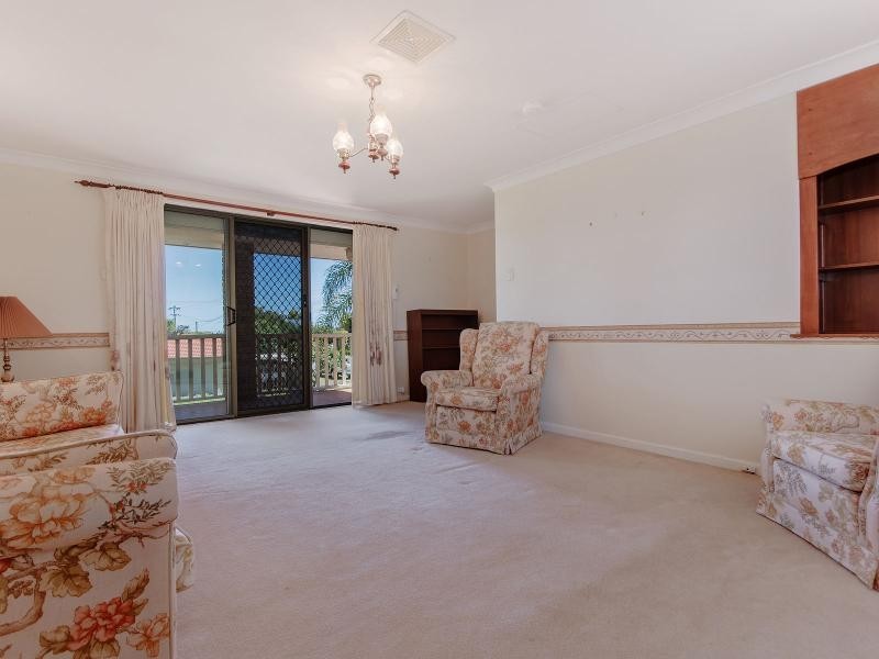 28 Donald Drive, Safety Bay WA 6169